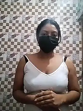 Snapshot of cuteangel9999 chatting on February 20, 2025, 8:36 pm cuteangel9999 online show from February 20, 2025, 8:36 pm