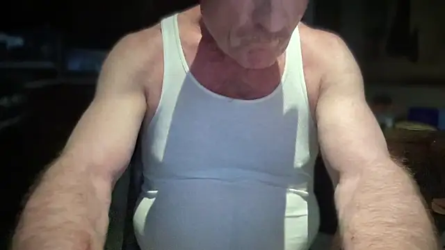 Snapshot of DominantDong chatting on March 5, 2025, 11:49 pm DominantDong online show from March 5, 2025, 11:49 pm