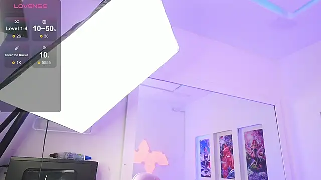 SaharaKramer online show from February 28, 2025, 10:28 pm