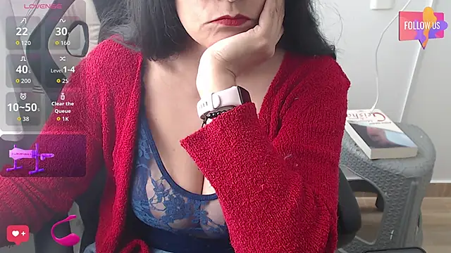 Sexyqueen mature  online show from October 14, 2025, 5:03 pm