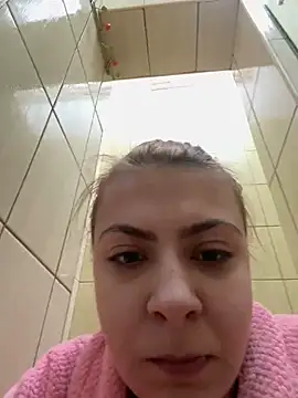 Snapshot of KittieHallo chatting on February 23, 2025, 3:51 pm KittieHallo online show from February 23, 2025, 3:51 pm