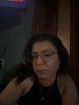 Snapshot of KittieHallo chatting on October 12, 2025, 1:54 pm KittieHallo online show from October 12, 2025, 1:54 pm