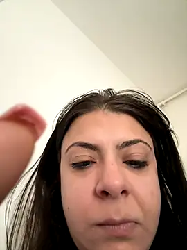 KittieHallo online show from October 21, 2025, 6:58 am