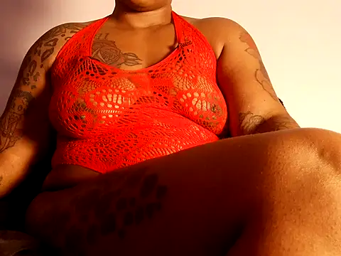 Snapshot of MsBootyBoop chatting on October 9, 2025, 6:44 am MsBootyBoop online show from October 9, 2025, 6:44 am