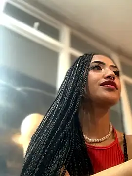 Snapshot of MichelleDiaz_Pink chatting on February 26, 2025, 12:05 am MichelleDiaz Pink online show from February 26, 2025, 12:05 am