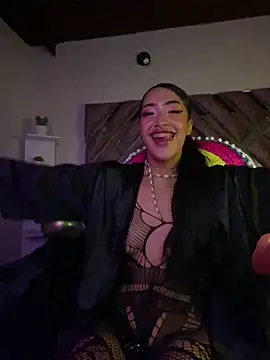 Snapshot of MichelleDiaz_Pink chatting on September 16, 2025, 5:41 am MichelleDiaz Pink online show from September 16, 2025, 5:41 am