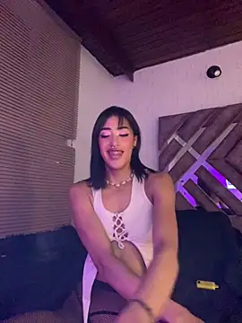 Snapshot of MichelleDiaz_Pink chatting on September 25, 2025, 4:05 am MichelleDiaz Pink online show from September 25, 2025, 4:05 am