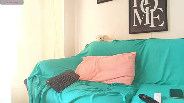 Snapshot of thomyafar chatting on March 7, 2025, 5:38 pm thomyafar online show from March 7, 2025, 5:38 pm