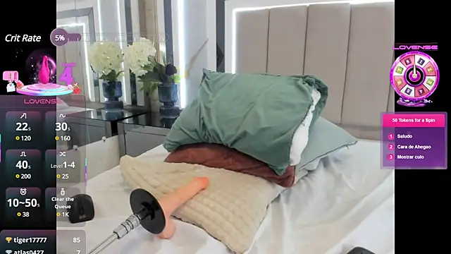 Snapshot of Emily_Black1 chatting on March 17, 2025, 1:14 am Emily Black1 online show from March 17, 2025, 1:14 am