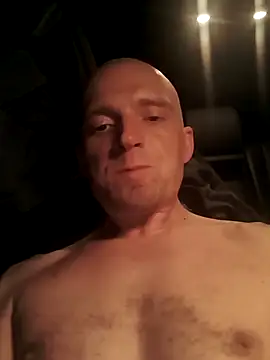 Snapshot of great_feeling chatting on March 18, 2025, 8:26 pm great feeling online show from March 18, 2025, 8:26 pm