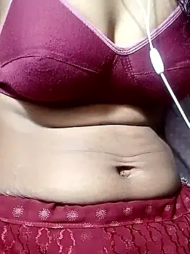 Snapshot of Anitabhabi_2 chatting on November 4, 2025, 8:57 am Anitabhabi 2 online show from November 4, 2025, 8:57 am