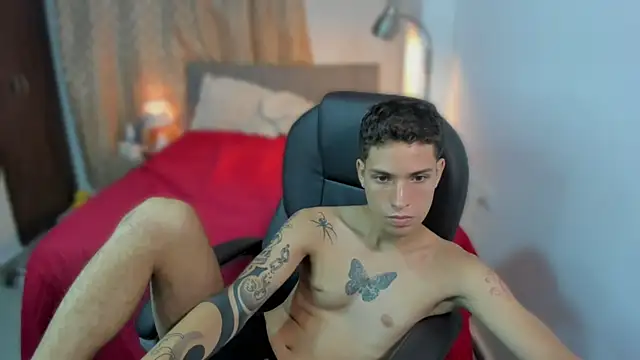 Snapshot of domi_master chatting on November 5, 2025, 2:55 am domi master online show from November 5, 2025, 2:55 am