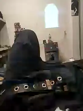 Snapshot of enoc369 chatting on November 16, 2025, 5:24 am enoc369 online show from November 16, 2025, 5:24 am