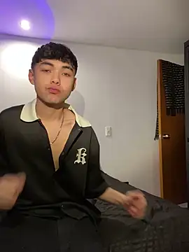 Snapshot of soul_teen chatting on September 13, 2025, 12:32 am soul teen online show from September 13, 2025, 12:32 am