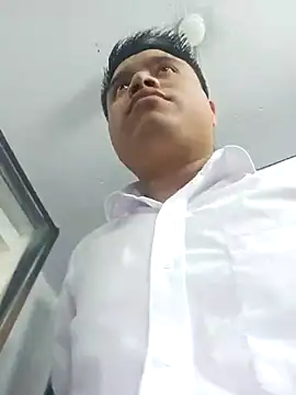 Snapshot of Raykio chatting on November 9, 2025, 2:54 am Raykio online show from November 9, 2025, 2:54 am