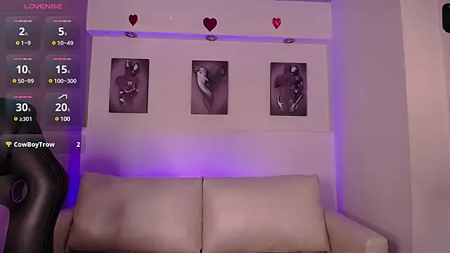 Snapshot of MiiaSuki chatting on March 21, 2025, 11:23 pm MiiaSuki online show from March 21, 2025, 11:23 pm