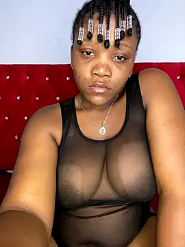 Snapshot of Beyoncex05 chatting on October 28, 2025, 11:07 pm Beyoncex05 online show from October 28, 2025, 11:07 pm