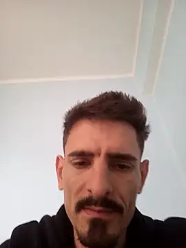 Snapshot of Anonim2026 chatting on March 5, 2025, 10:33 am Anonim2026 online show from March 5, 2025, 10:33 am