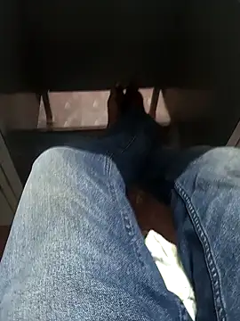 Snapshot of Tn_localboy69 chatting on March 13, 2025, 2:44 pm Tn localboy69 online show from March 13, 2025, 2:44 pm