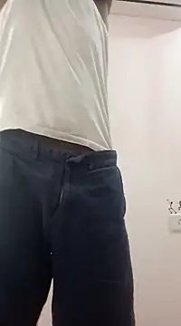 Snapshot of Tn_localboy69 chatting on March 15, 2025, 2:14 am Tn localboy69 online show from March 15, 2025, 2:14 am