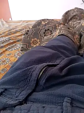 Snapshot of Tn_localboy69 chatting on March 15, 2025, 10:35 am Tn localboy69 online show from March 15, 2025, 10:35 am