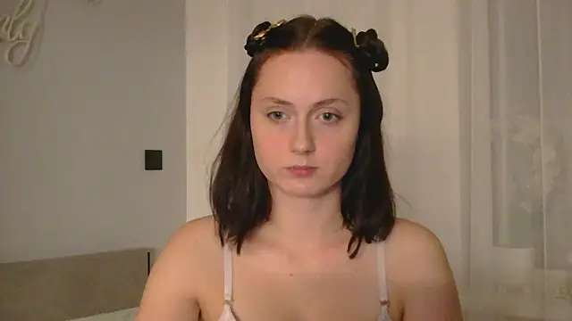 Snapshot of belle_ame chatting on September 20, 2025, 9:27 pm belle ame online show from September 20, 2025, 9:27 pm