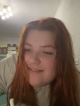 Snapshot of Dreamy_Desire chatting on March 7, 2025, 5:28 pm Dreamy Desire online show from March 7, 2025, 5:28 pm