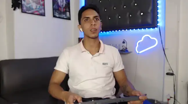 Snapshot of Monkey_uchiha777 chatting on March 10, 2025, 1:10 pm Monkey uchiha777 online show from March 10, 2025, 1:10 pm