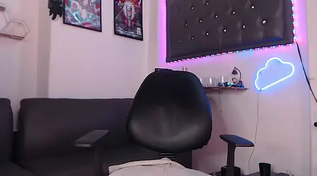 Snapshot of Monkey_uchiha777 chatting on March 17, 2025, 7:37 pm Monkey uchiha777 online show from March 17, 2025, 7:37 pm