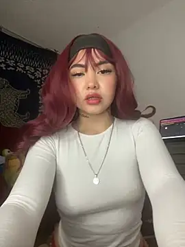 Snapshot of Mia_cullen_ chatting on October 18, 2025, 4:48 am Mia cullen  online show from October 18, 2025, 4:48 am