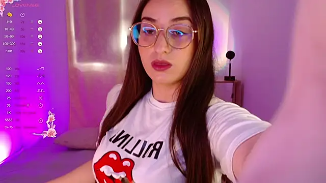 Snapshot of KARINA_FLOWER_ chatting on March 6, 2025, 11:47 am KARINA FLOWER online show from March 6, 2025, 11:47 am