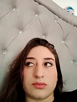 Snapshot of KARINA_FLOWER_ chatting on October 15, 2025, 7:03 pm KARINA FLOWER online show from October 15, 2025, 7:03 pm