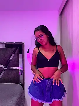 Snapshot of sofi_grisaless chatting on October 2, 2025, 4:47 pm sofi grisaless online show from October 2, 2025, 4:47 pm