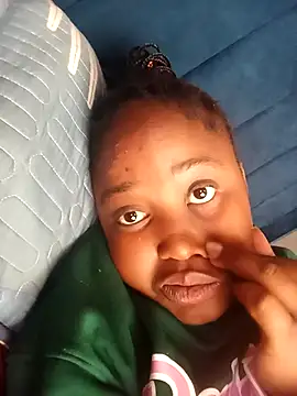 Snapshot of SexyShybarbie chatting on October 17, 2025, 5:10 am SexyShybarbie online show from October 17, 2025, 5:10 am