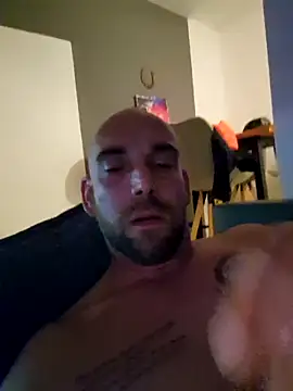 Snapshot of Smokeym123 chatting on September 13, 2025, 9:14 pm Smokeym123 online show from September 13, 2025, 9:14 pm