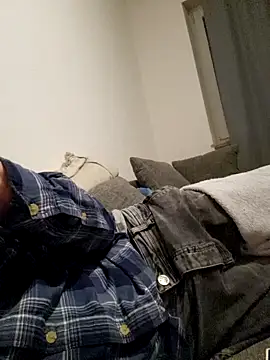 Snapshot of Smokeym123 chatting on October 24, 2025, 11:01 pm Smokeym123 online show from October 24, 2025, 11:01 pm