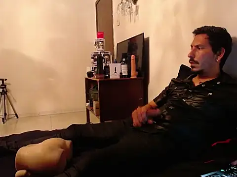 Snapshot of David_Blake69 chatting on October 12, 2025, 4:55 am David Blake69 online show from October 12, 2025, 4:55 am