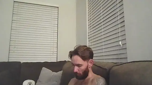 Snapshot of whowantsacreampie chatting on September 29, 2025, 9:36 am whowantsacreampie online show from September 29, 2025, 9:36 am