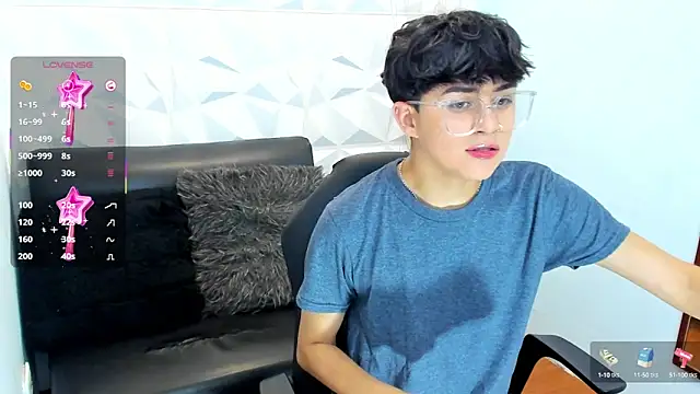 Snapshot of Sam_Daves chatting on October 17, 2025, 3:03 pm Sam Daves online show from October 17, 2025, 3:03 pm