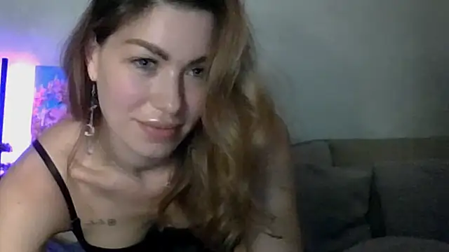 Snapshot of SweetDarling7 chatting on March 14, 2025, 5:46 pm SweetDarling7 online show from March 14, 2025, 5:46 pm
