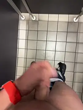 Snapshot of wassermann8484 chatting on October 15, 2025, 1:39 am wassermann8484 online show from October 15, 2025, 1:39 am