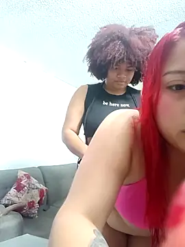 LEIDY LORENA online show from September 27, 2025, 4:34 pm