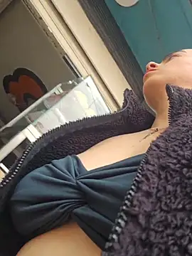 Snapshot of Sairy_ chatting on October 25, 2025, 8:36 pm Sairy  online show from October 25, 2025, 8:36 pm