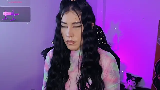 Snapshot of AnfisaLetyagho chatting on November 7, 2025, 8:42 pm AnfisaLetyagho online show from November 7, 2025, 8:42 pm