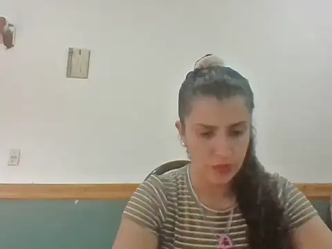Charlotte0000 online show from October 2, 2025, 2:02 pm