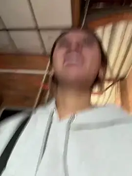 Snapshot of aliisonn__parker26 chatting on March 22, 2025, 8:48 pm aliisonn parker26 online show from March 22, 2025, 8:48 pm