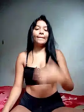 Snapshot of Leticiahoot chatting on March 19, 2025, 12:12 pm Leticiahoot online show from March 19, 2025, 12:12 pm