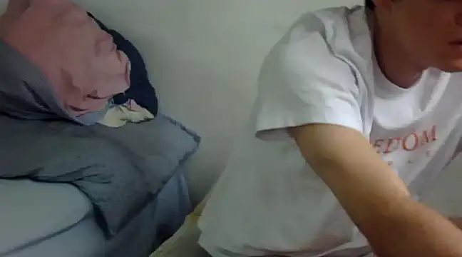 Snapshot of santihot089 chatting on March 22, 2025, 9:21 pm santihot089 online show from March 22, 2025, 9:21 pm