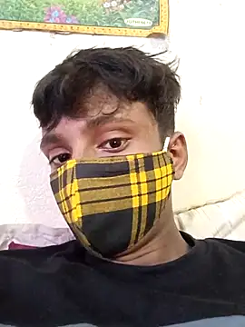 Snapshot of _fucker_18 chatting on October 12, 2025, 10:03 am fucker 18 online show from October 12, 2025, 10:03 am