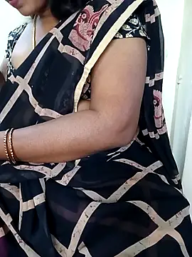 Snapshot of tamiltady chatting on September 15, 2025, 6:02 am tamiltady online show from September 15, 2025, 6:02 am